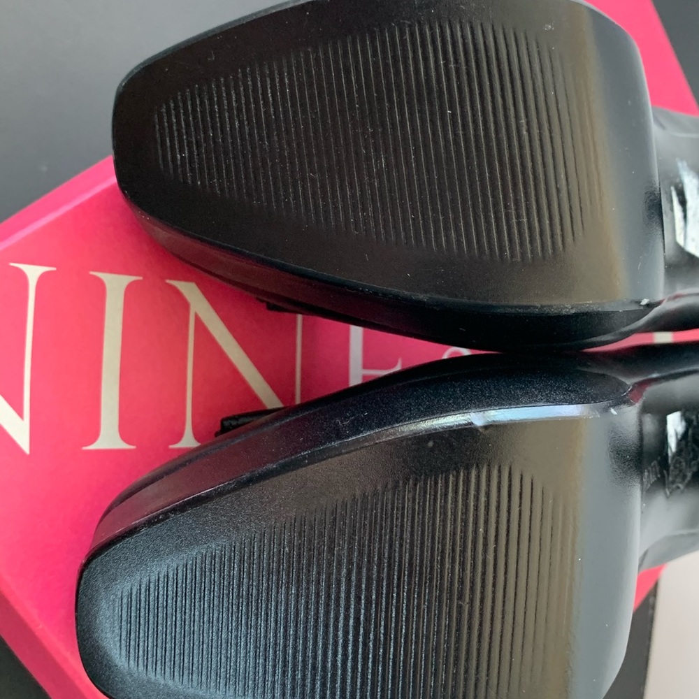Nine & Co Black Platform Heels - Picture 8 of 10